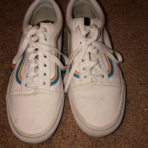 VANS LIMITED EDITION pride.